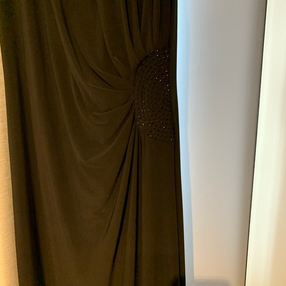 Evening dress - Picture 8 of 15